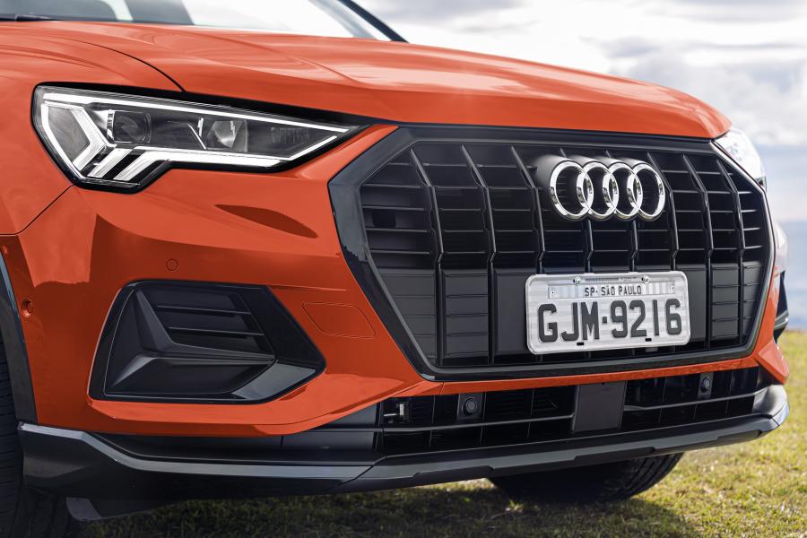 Детали экстерьера Audi Q3 35 TFSI 2019 года  (LA) (фото 8 из 20)